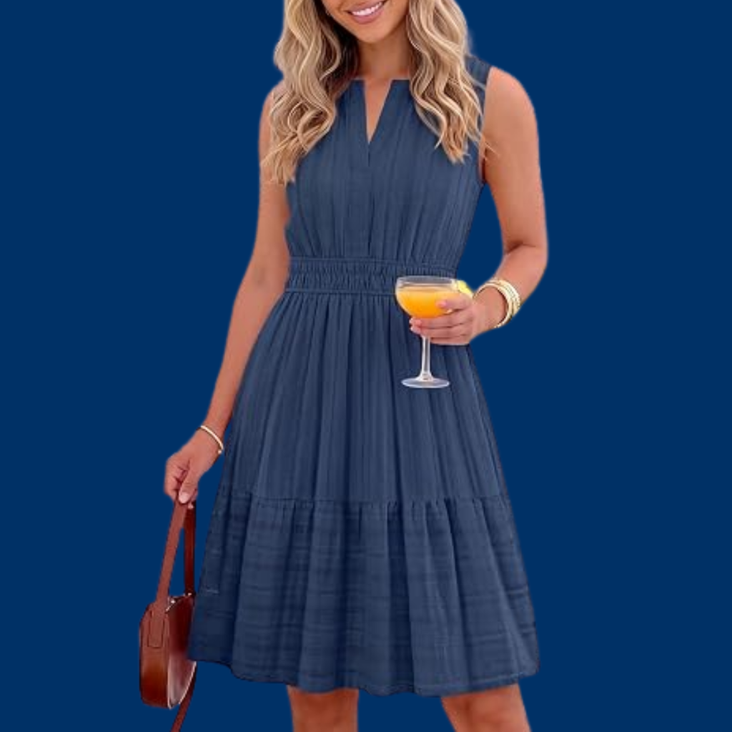 Astrid – Elegant ermeløs sommerkjole i blå denimlook